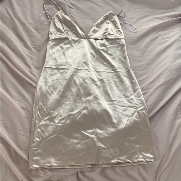 cocktail dress from Fashion Nova. only worn ONCE - Picture 1 of 3